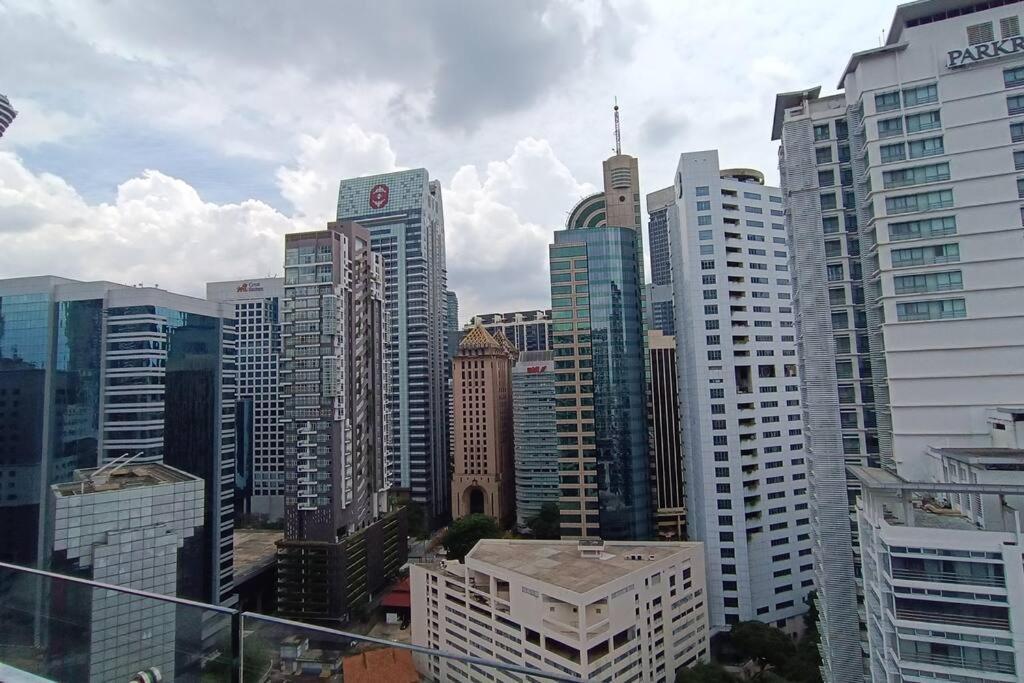 A05 Bukit Ceylon Kl Tower View Balcony Apartment Kuala Lumpur Luaran gambar